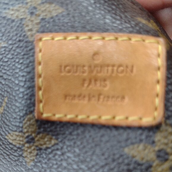💯% Authentic Louis Vuitton Sully🌹♥️ - Picture 2 of 15